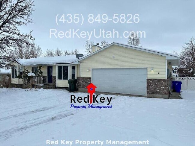 453 Skyline Dr in Tooele, UT - Building Photo - Building Photo