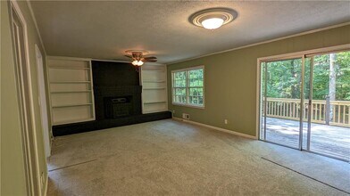 4093 Hideaway Dr in Tucker, GA - Building Photo - Building Photo