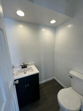 6050 Delaware Dr in Merrillville, IN - Building Photo - Building Photo