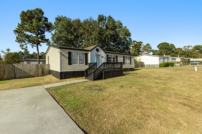 182 Carmen Blvd in Conroe, TX - Building Photo - Building Photo