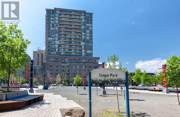 68 Abell St in Toronto, ON - Building Photo