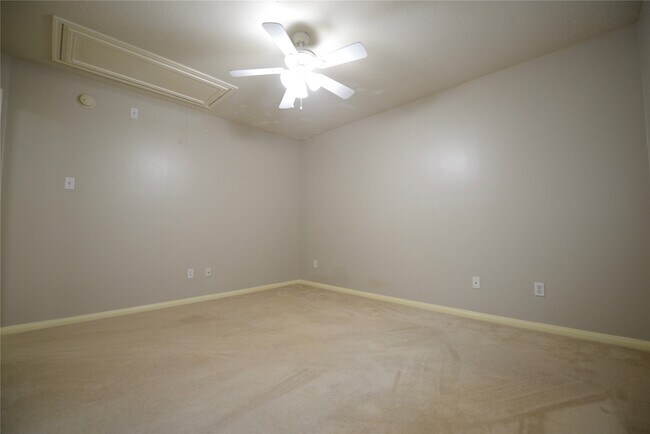 38 Windswept Oaks Pl in Conroe, TX - Foto de edificio - Building Photo