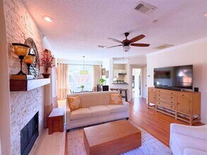 14588 Princeton Ct in Addison, TX - Building Photo - Building Photo