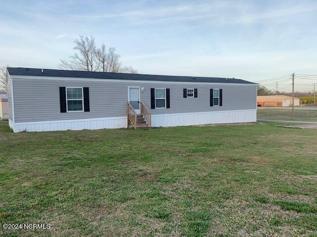 110 Boyd Farm Rd in Maysville, NC - Foto de edificio