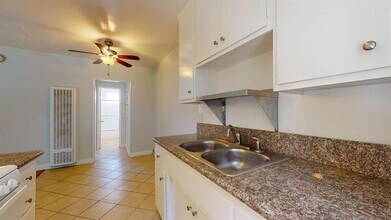 2611 Ocean Ave in Los Angeles, CA - Building Photo - Building Photo