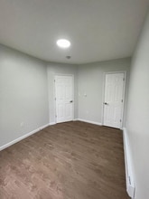 42 E 19th St in Bayonne, NJ - Building Photo - Building Photo