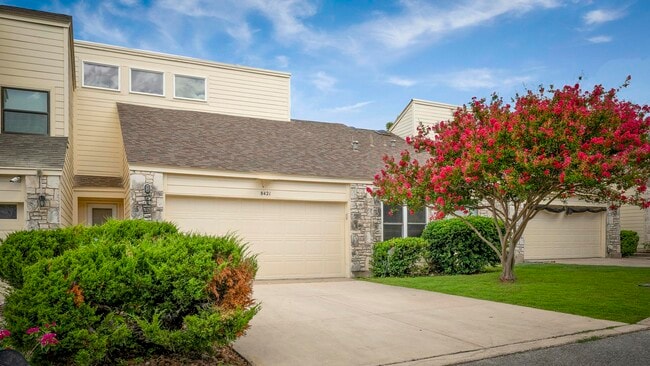 property at 8421 Echo Creek Ln