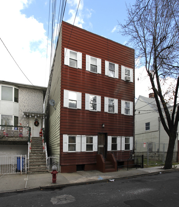 94 Beacon Ave in Jersey City, NJ - Building Photo