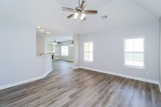 8885 Versilia Ave in Memphis, TN - Building Photo - Building Photo