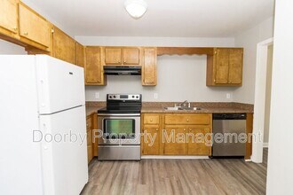 89 Nicole Ln. in Ringgold, GA - Foto de edificio - Building Photo