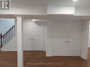 40 Gray Crescent in Richmond Hill, ON - Building Photo - Building Photo