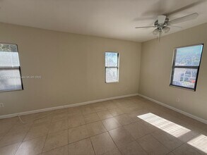 423 53rd St, Unit D in West Palm Beach, FL - Building Photo - Building Photo