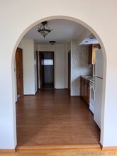 42 High St-Unit -2nd Flr in Naugatuck, CT - Building Photo - Building Photo
