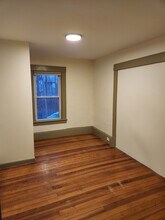 4 Lawn Ave, Unit 1L in Northampton, MA - Foto de edificio - Building Photo