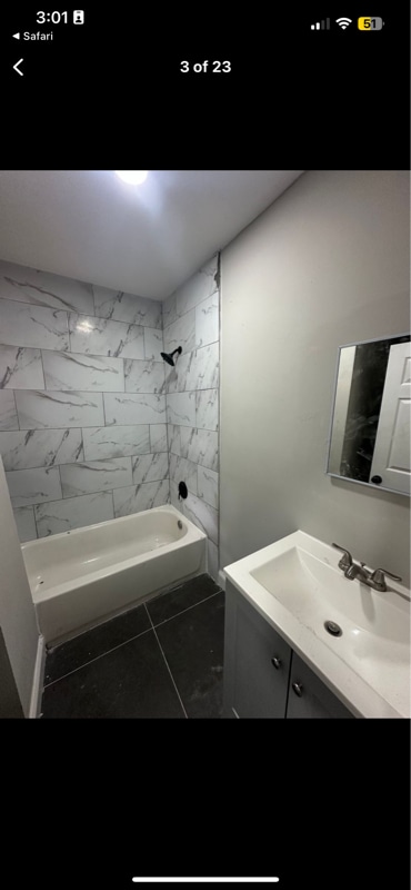 property at 2019 W Hagert St