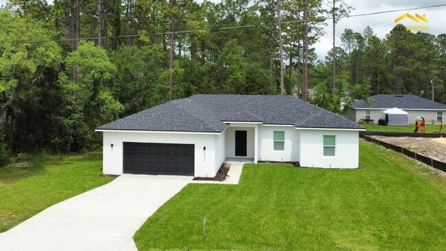 property at 13905 SW 81 Cir