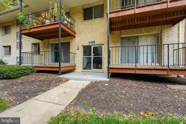 property at 5406 85th Ave