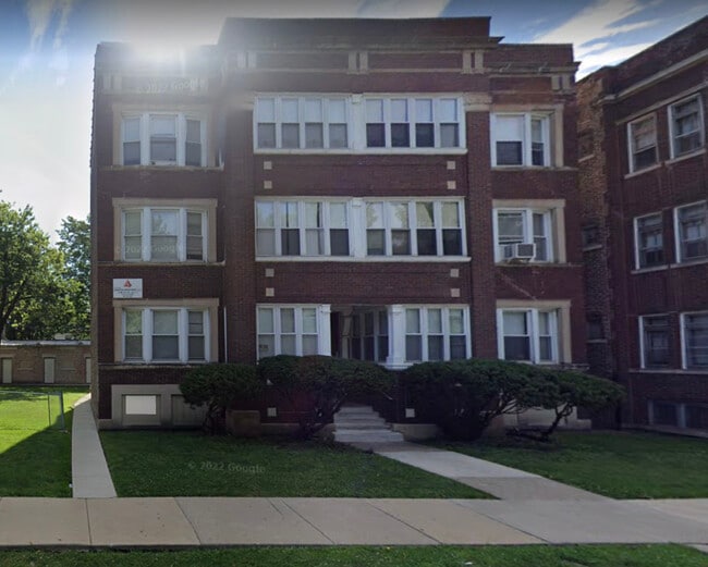 property at 11237 S King Dr