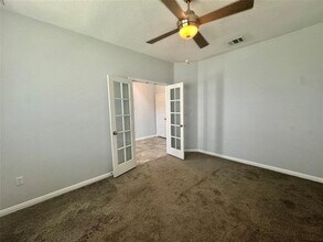 372 Kingfisher Ln in Kyle, TX - Building Photo - Building Photo