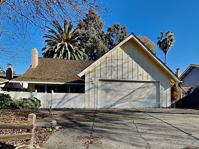 900 Arnold St in Davis, CA - Building Photo