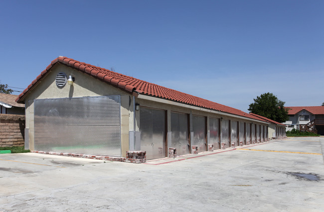 24450 Atwood Ave in Moreno Valley, CA - Building Photo - Building Photo