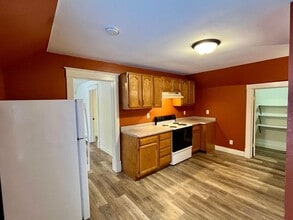 317 N 4th Ave in Wausau, WI - Building Photo - Building Photo