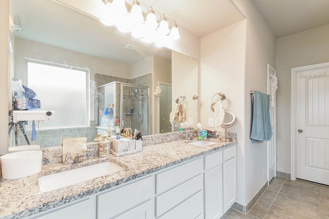 property at 3627 Lake Bend Shore Dr