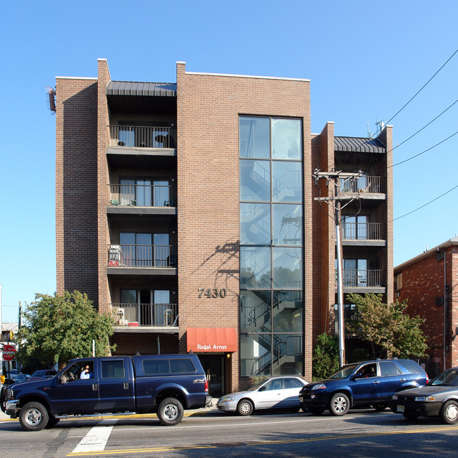 Regal Arms Condominiums in North Bergen, NJ - Building Photo - Building Photo