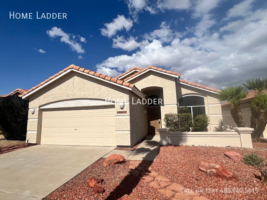 19917 N 91st Ln in Peoria, AZ - Foto de edificio