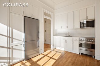 2109 Broadway in New York, NY - Building Photo - Building Photo