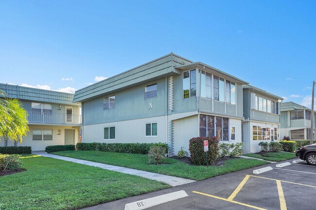 646 Flanders N in Delray Beach, FL - Building Photo - Building Photo