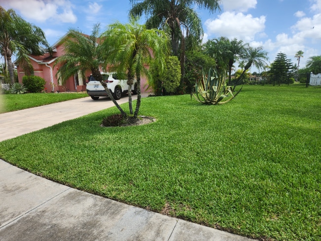 18241 Plumbago Ct in Lehigh Acres, FL - Foto de edificio - Building Photo