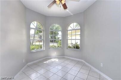 11286 Lakeland Cir in Ft. Myers, FL - Foto de edificio - Building Photo