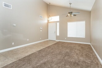 4455 Scarlet Sea Ave in North Las Vegas, NV - Foto de edificio - Building Photo