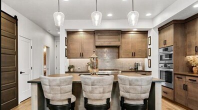 4422 E Parkcenter Blvd in Boise, ID - Building Photo - Building Photo