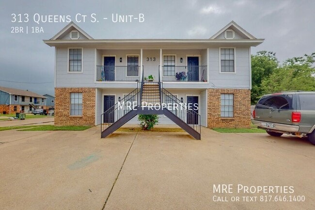 property at 313 Queens Ct S