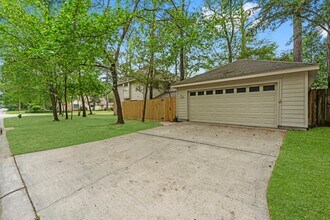 49 W Southfork Pines Cir in Spring, TX - Building Photo - Building Photo