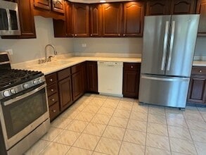 416 E Division St in Itasca, IL - Building Photo - Building Photo