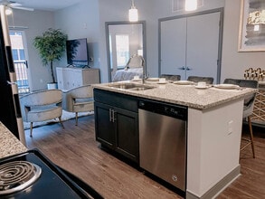 The Ivy at Berlin Place in South Bend, IN - Building Photo - Building Photo