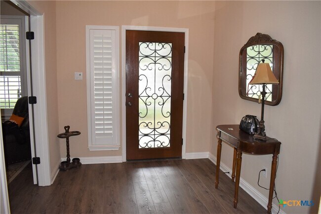 1645 Hidden Springs Path in Round Rock, TX - Foto de edificio - Building Photo