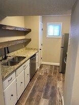 110 Bailey St in Rainbow City, AL - Building Photo