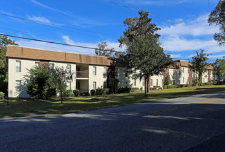 Regency Apartments in Ocala, FL - Building Photo - Building Photo