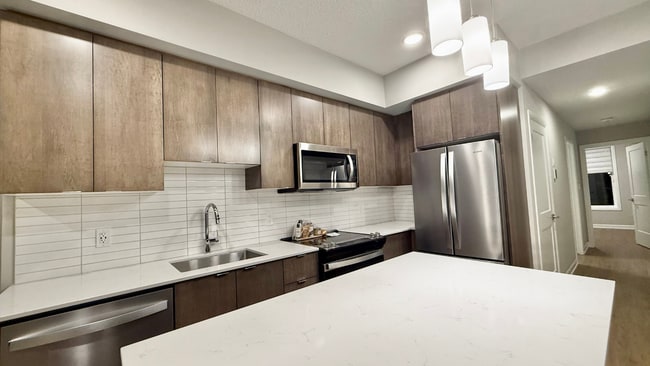 708 Woolwich St in Guelph, ON - Building Photo - Building Photo