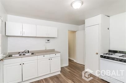 property at 1982 Rockledge Rd NE
