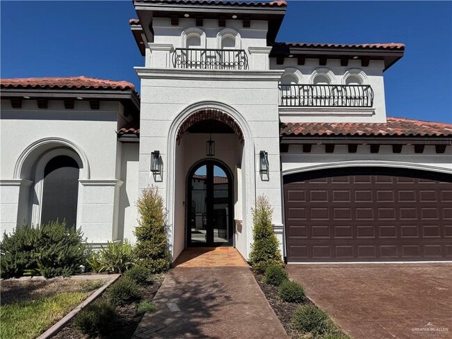 4 Pecan Ave in McAllen, TX - Building Photo - Building Photo