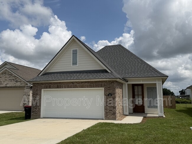 102 Ancona Ln
