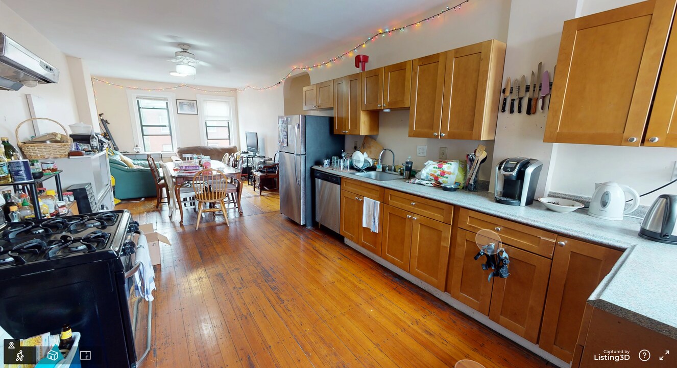 313 Cambridge St, Unit 2 in Cambridge, MA - Foto de edificio