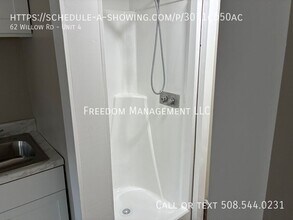 62 Willow Rd in Ayer, MA - Building Photo - Building Photo