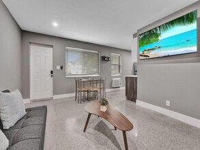 906 N Riverside Dr, Unit SI ID1504001P in Pompano Beach, FL - Building Photo - Building Photo