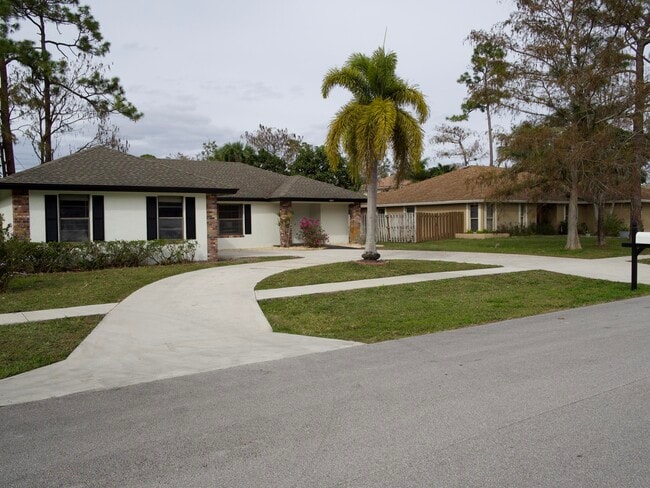 1507 Hollyhock Rd in Wellington, FL - Building Photo - Building Photo